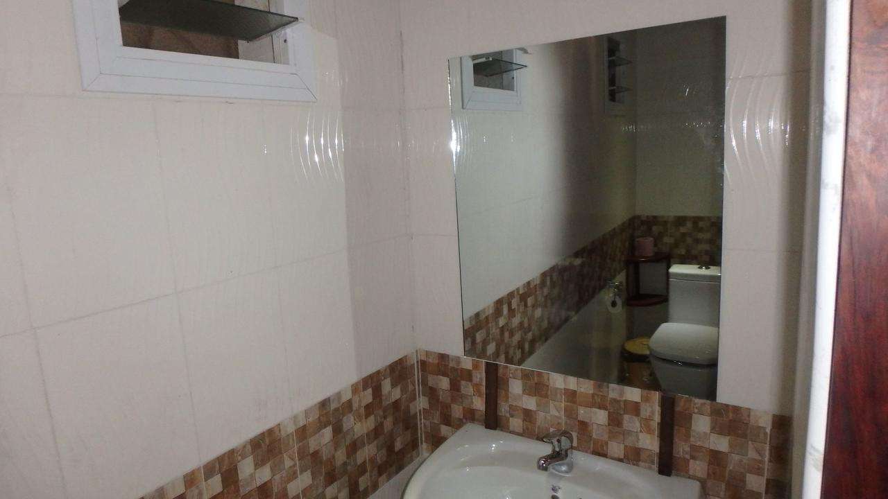 Edena Kely Hotel Махаянга Екстериор снимка